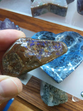 Load image into Gallery viewer, Raw: Ammolite from Alberta