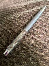 Load image into Gallery viewer, Pen: Crystal gem chipped filled