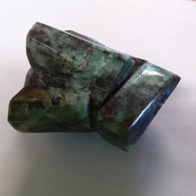 Load image into Gallery viewer, Raw: Emerald